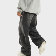 CLASSIC BAGGY JEANS