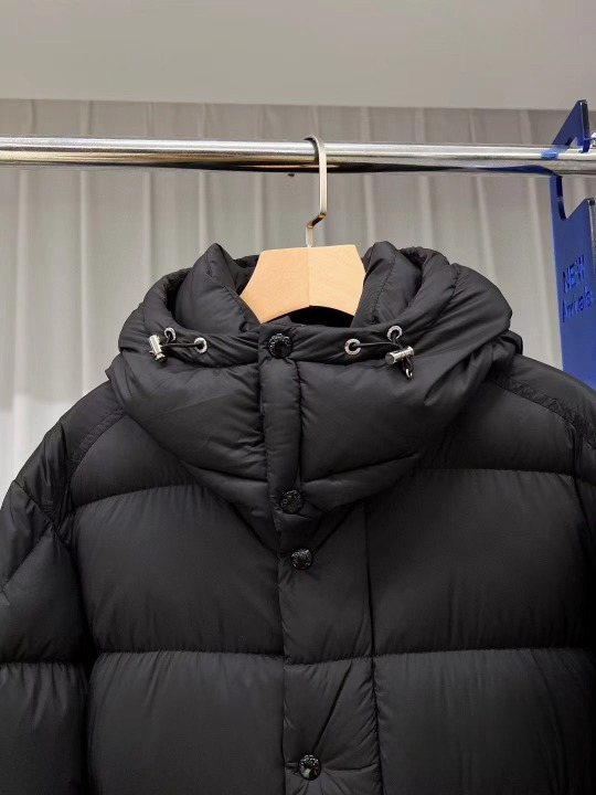 MCL | Black Luxury Down Jacket